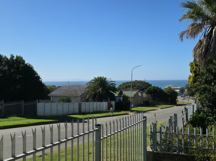 3 Bedroom Property for Sale in C Place Eastern Cape